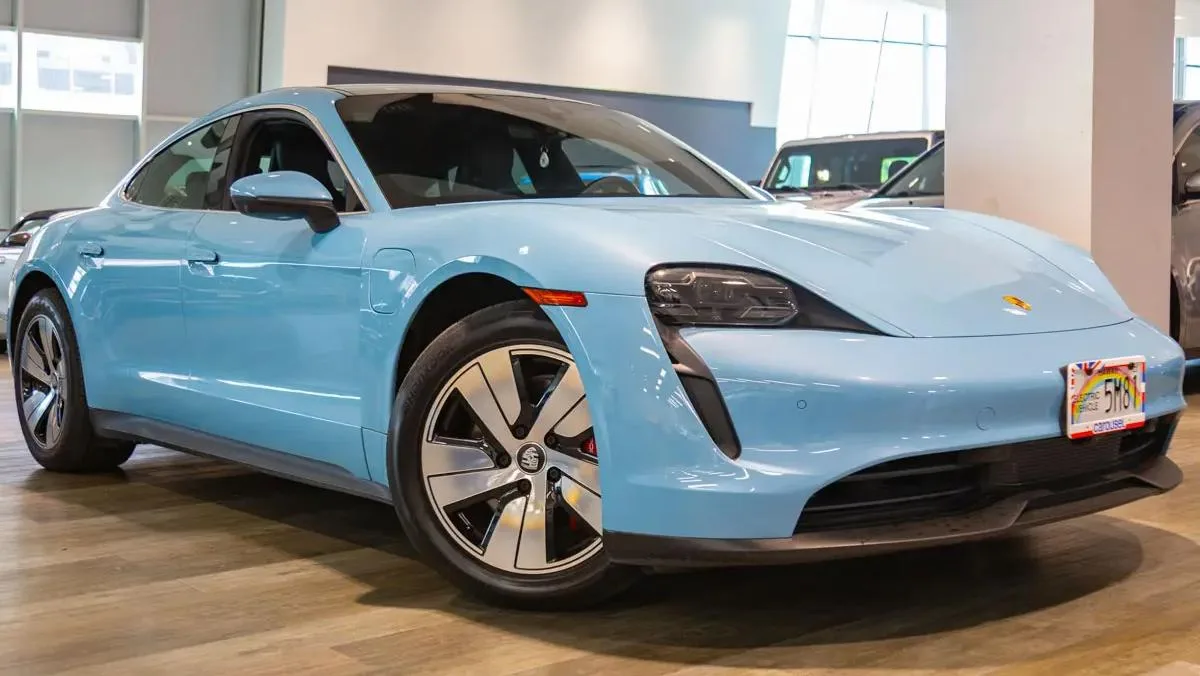 A 2021 Porsche Taycan 4S from the Island Luxe fleet, photographed on Oʻahu.